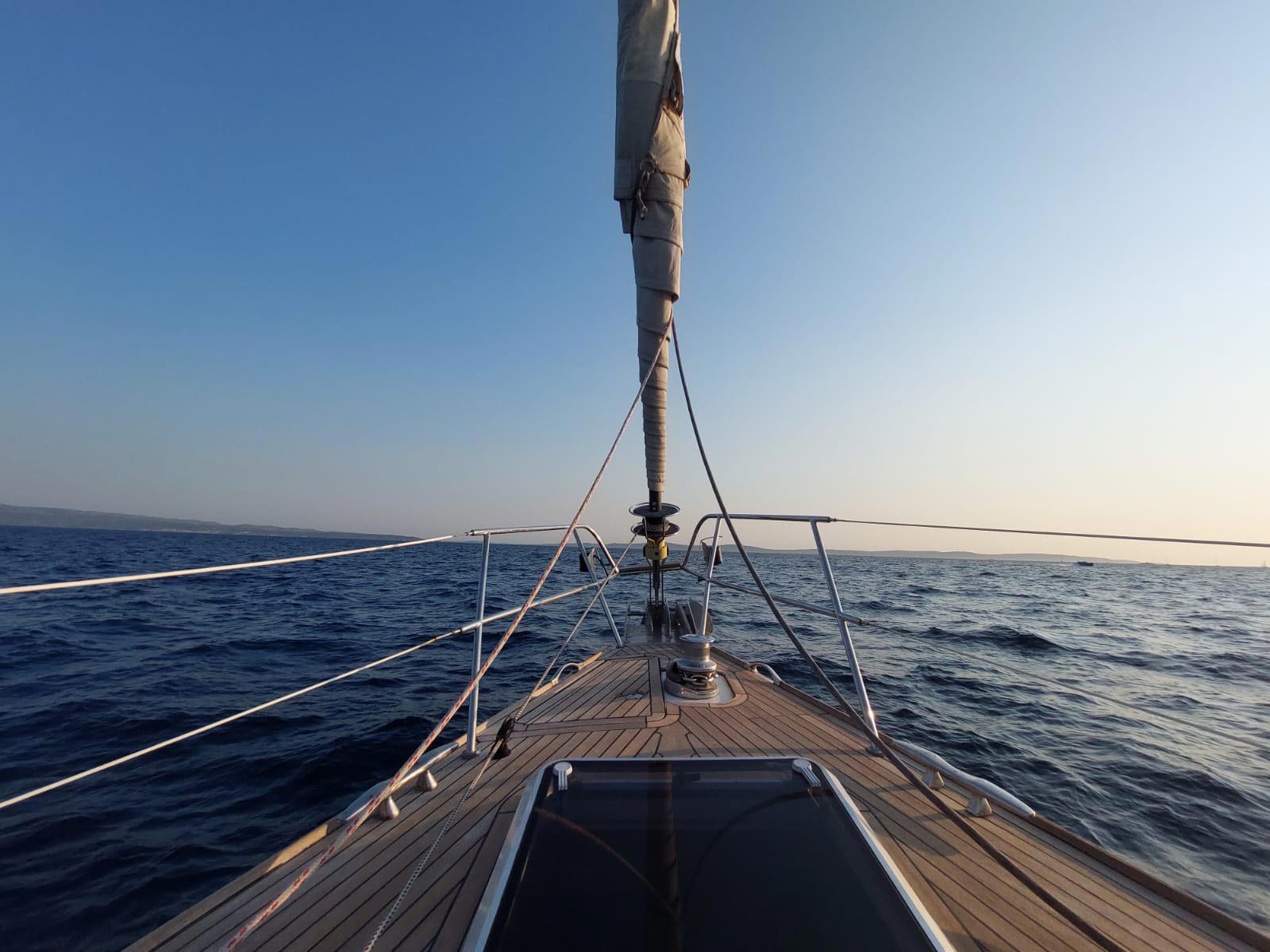 A day on a sailing yacht