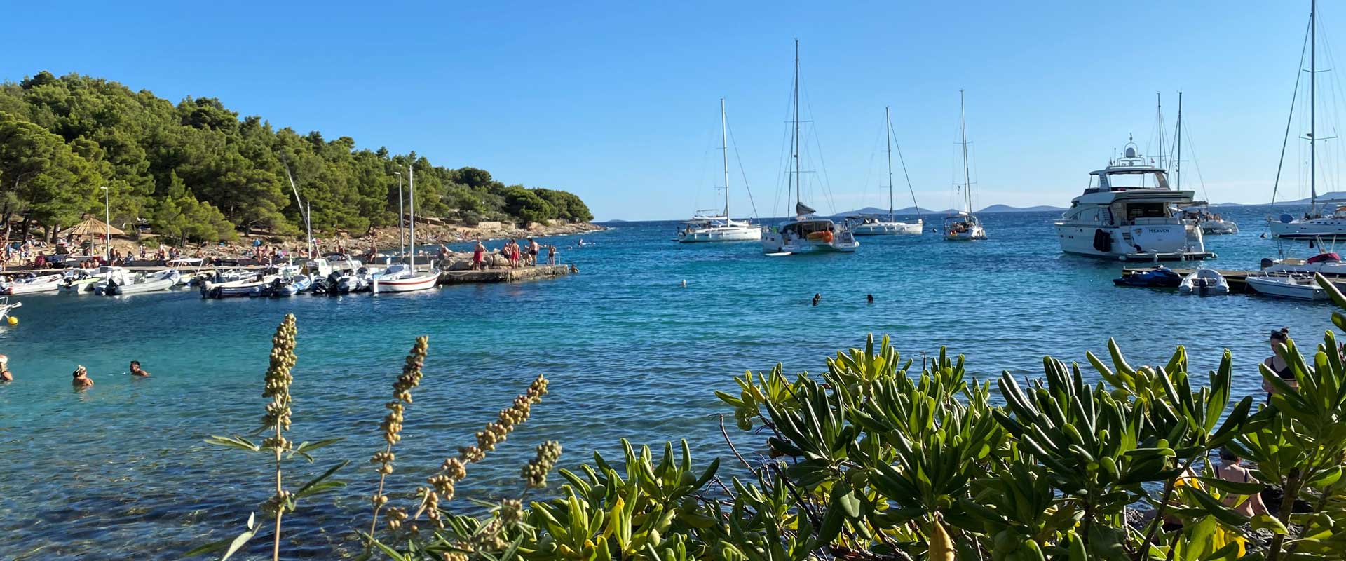 bay-vucigrada-near-murter-croatia-1920_800.jpg