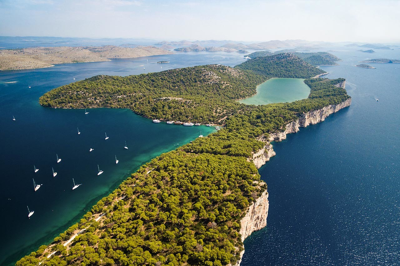 Croatia: yacht charter & boat rentals