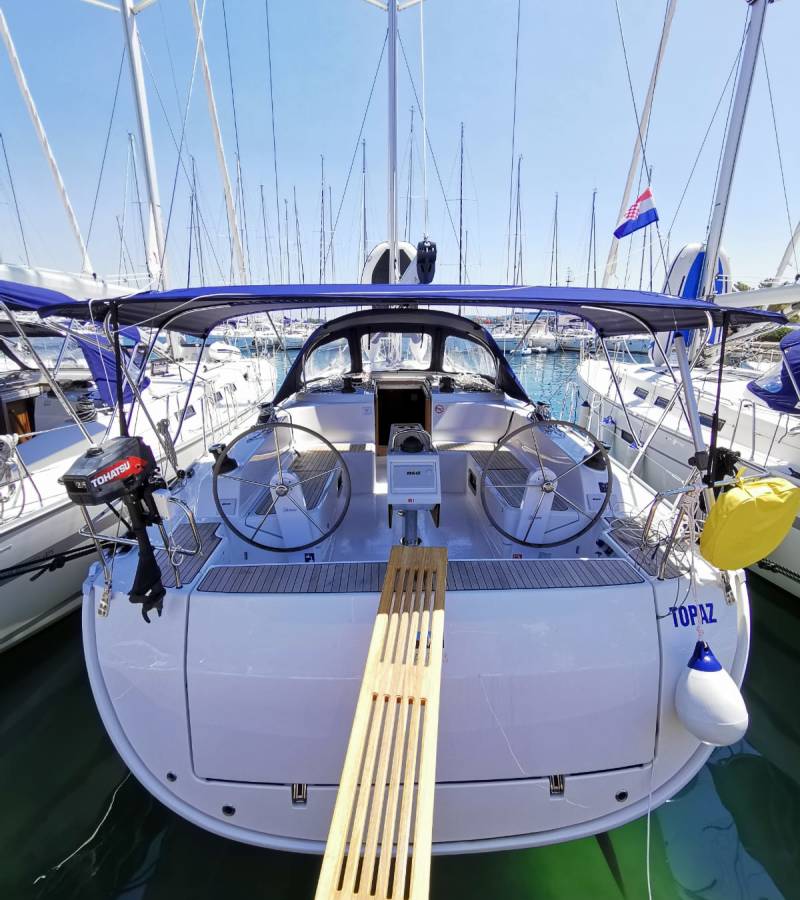 Bavaria Cruiser 46 Marina Dalmacija, Topaz | Pitter Yachting